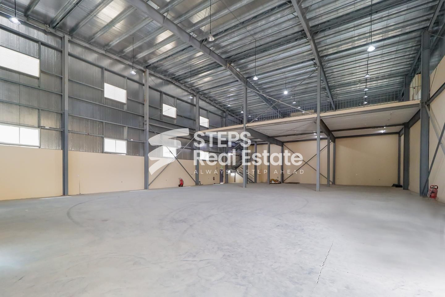 3000 SQM Warehouse With Rooms And Offices