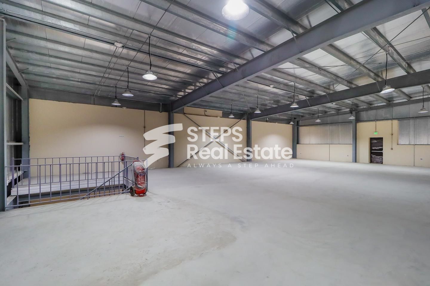 3000 SQM Warehouse With Rooms And Offices